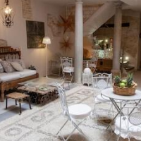 Apartamentos Luna Suites Palacio Almagra – Affordable hotel in Granada