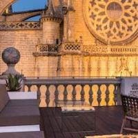 Puerta Catedral Suites – Affordable hotel in Seville