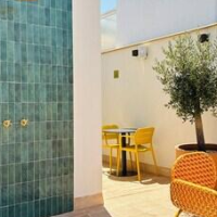Lirium Casa Patio – Affordable hotel in Seville