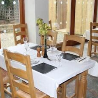 Cottage Lea's Country Hotel & Restaurant – Affordable hotel in Pickering