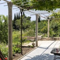 Apartments Roza – Affordable hotel in Zupa dubrovacka