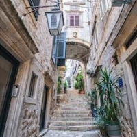 Celenga Apartments with free offsite parking – Affordable hotel in Dubrovnik