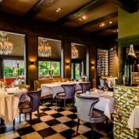 Luxury Vintage Hotel Villa Beukenhof – Affordable hotel in Oegstgeest