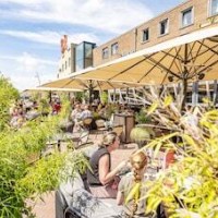 Hotel Restaurant Grandcafé 't Voorhuys – Affordable hotel in Emmeloord