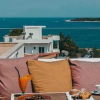 Bianco Hotel – Affordable hotel in Ksamil