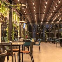 Royal East Resort – Affordable hotel in Farkë