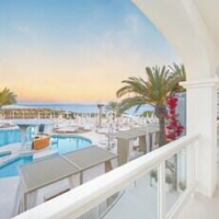 Destino Five Ibiza - 5-Star Grand Luxe Resort - Free Entrance to Pacha Club – Affordable hotel in Santa Eulalia del Rio