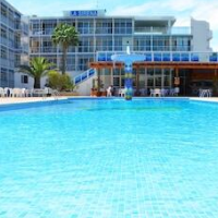 Aparthotel Vibra Bay – Affordable hotel in Sant Antoni de Portmany