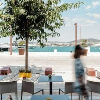 Ryans La Marina – Affordable hotel in Ibiza Town