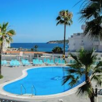 Apartamentos Vibra Riviera – Affordable hotel in Sant Josep de sa Talaia