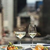 Renaissance Montreal Downtown Hotel – Affordable hotel in Montreal