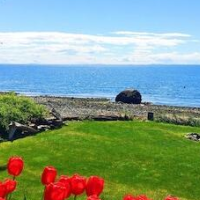 The Bonniebrook Lodge – Affordable hotel in Gibsons