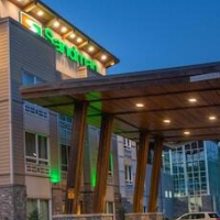 Sandman Hotel & Suites Squamish – Affordable hotel in Squamish