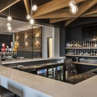 Imperia Hotel & Suites Boucherville – Affordable hotel in Boucherville
