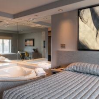 Le Chabrol Hotel & Suites – Affordable hotel in Montreal