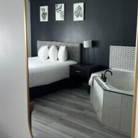 Hôtel Newstar Montréal – Affordable hotel in Montreal