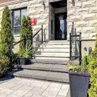 Hotels in Montreal West, Quebec, Canada
