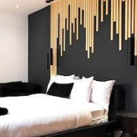 Unique Stays - 4114 St-Denis – Affordable hotel in Montreal