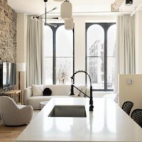  Maison Place Jacques-Cartier by Luxury In Transit – Affordable hotel in Montreal