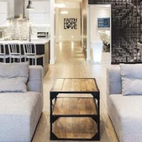 Holland Hotel by Simplissimmo – Affordable hotel in Montreal