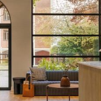 The Sunset Hotel West End – Affordable hotel in Vancouver