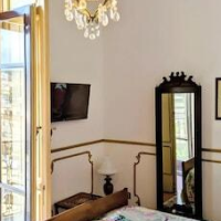 B&B Salerno Royal Suite Central Station – Affordable Bed and Breakfast in Salerno