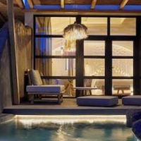Oscar Beachfront Suites-Adults Only – Affordable hotel in Santorini