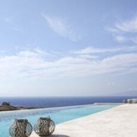 Aplai Dome – Affordable hotel in Santorini