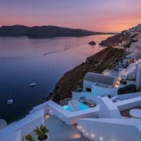 Saint Santorini – Affordable hotel in Santorini