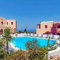 Pension The Flower – Affordable hotel in Santorini