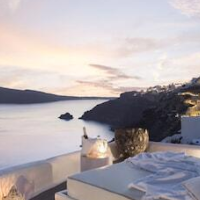 Katikies Santorini – Gea House – The Leading Hotels of the World – Affordable hotel in Santorini