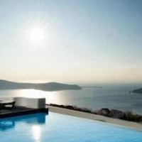 Avaton Resort and Spa – Affordable hotel in Santorini