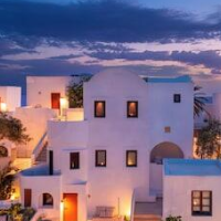 Meroviglia Boutique Hotel – Affordable hotel in Santorini