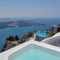 Stella Rocca A Mare – Affordable hotel in Santorini