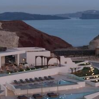 Santo Mine Oia Suites – Affordable hotel in Santorini