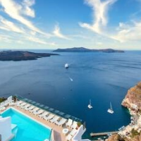 Athina Luxury Suites – Affordable hotel in Santorini