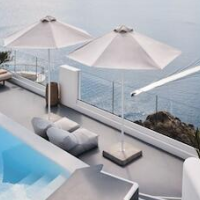 Canaves Sunday – Affordable hotel in Santorini