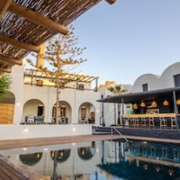 Scorpios Beach Santorini – Affordable hotel in Santorini