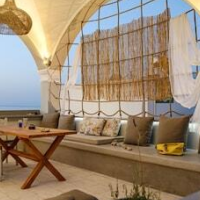 Central Oia Hostel – Affordable hotel in Santorini