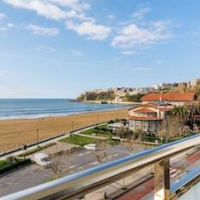Petit Palace Tamarises – Affordable hotel in Getxo
