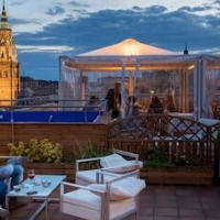 Hotel Carlos V – Affordable hotel in Toledo