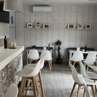Hostal 82 – Affordable hotel in Olias del Rey