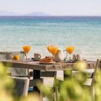 Iakinthos Tsilivi Beach – Affordable hotel in Zakynthos