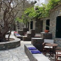 Andromeda – Affordable hotel in Sifnos